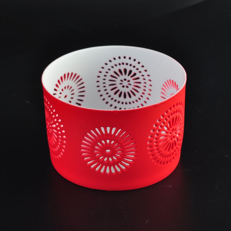 Red hollow flower ceramic round tealight holder Red hollow flower ceramic round tealight holder