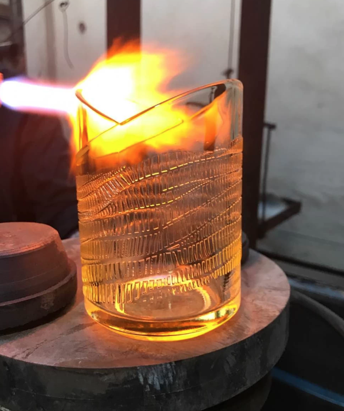 520 Valentine's Day | Unveiling the Heart-shaped Glass Candle Jar: Every Craftsmanship Embodies 