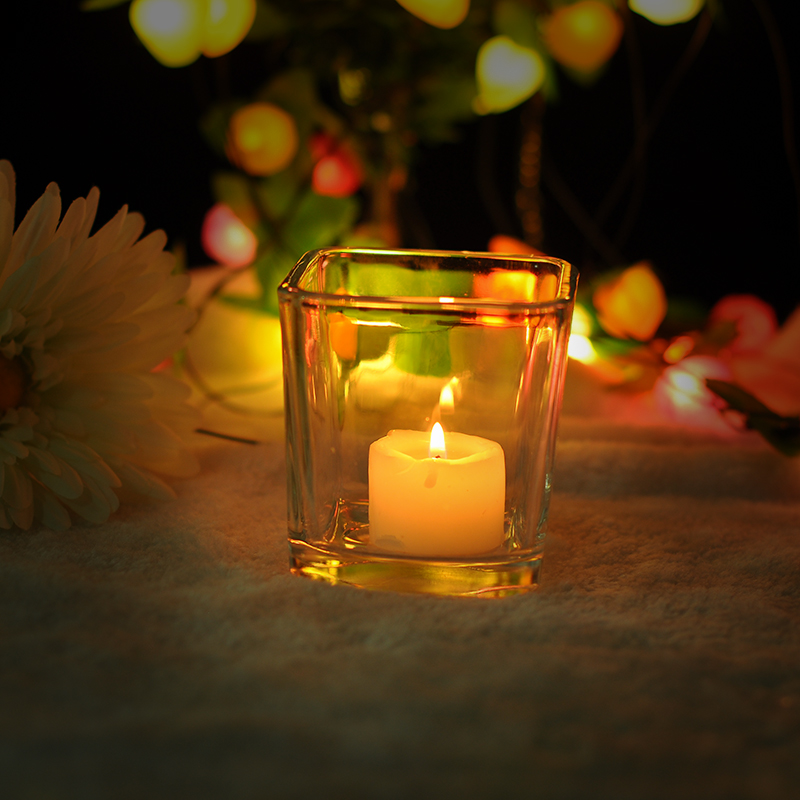 Cuboid clear glass tealight holder Cuboid clear glass tealight holder