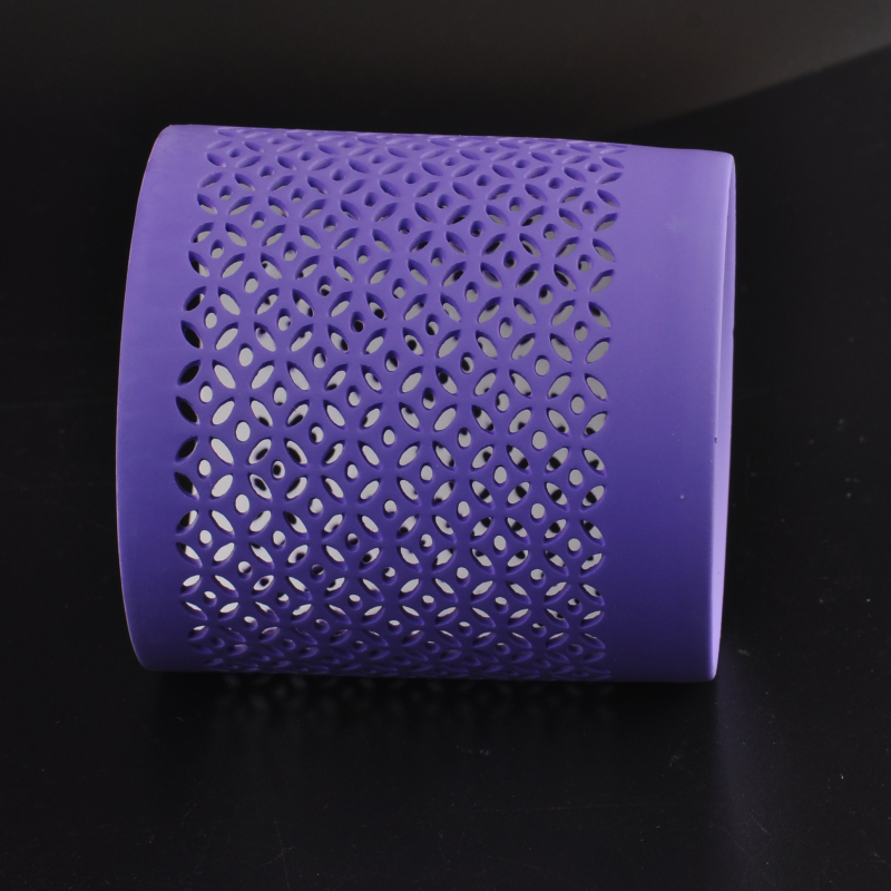 purple hollow-out ceramic candle holder white inner
purple hollow-out ceramic candle holder white inner