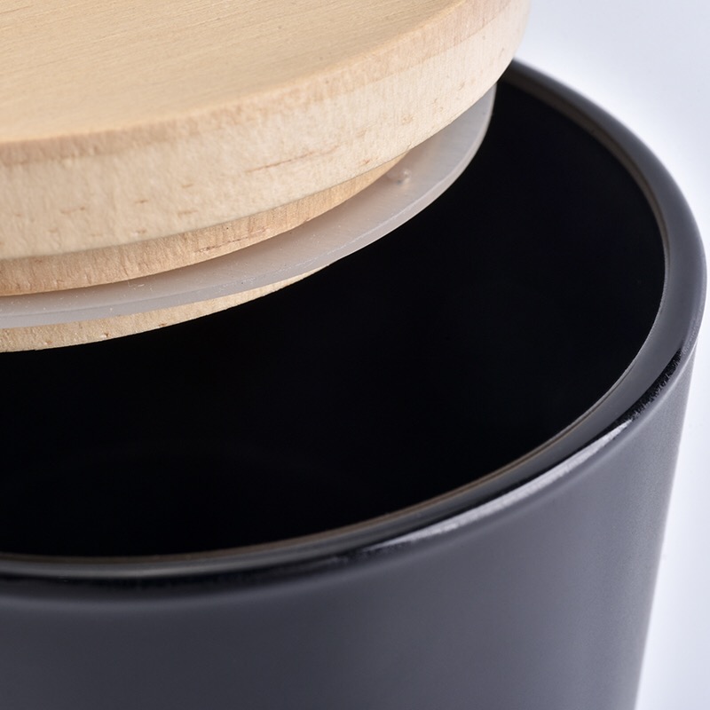 Matte black candle jar with wooden lids