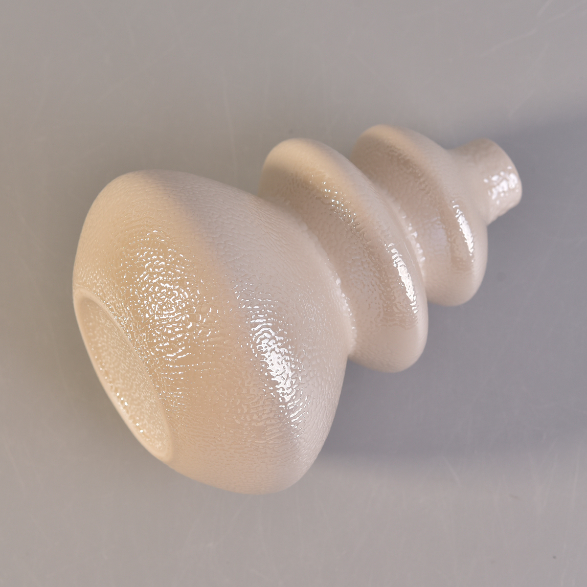beige pearl glaze ceramic reed diffuser