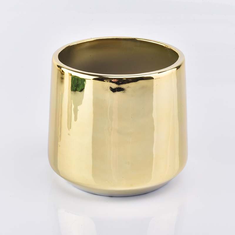 shiny gold ceramic glazed candle jar
