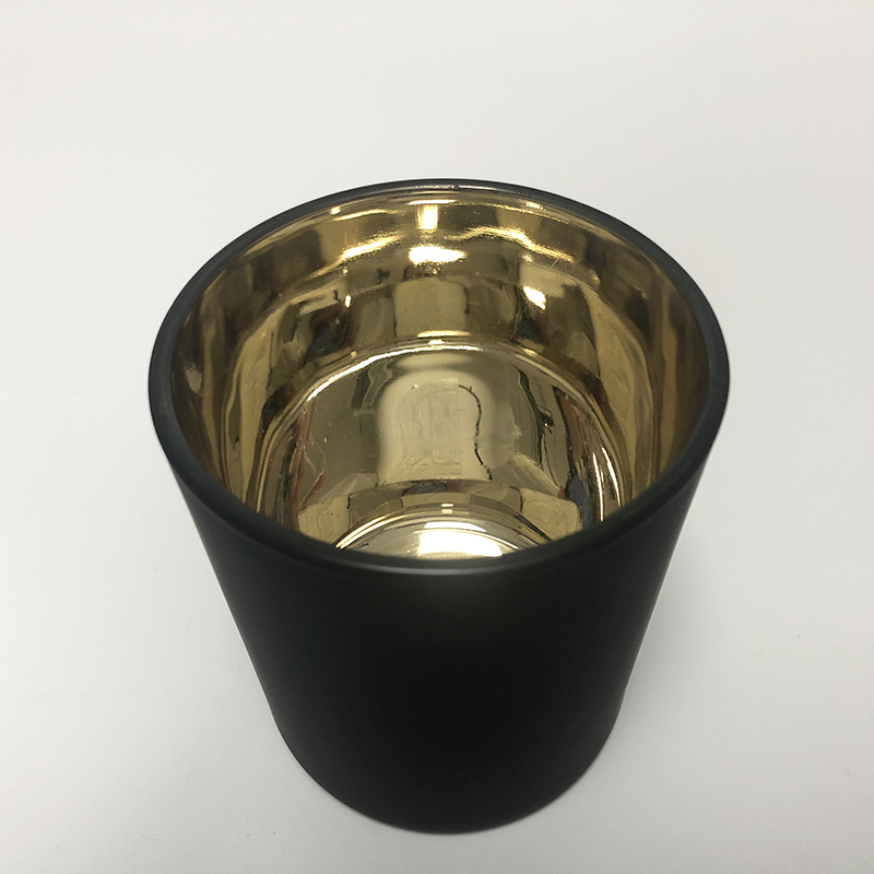 Matte Glack And Gold Plating Candle Holders