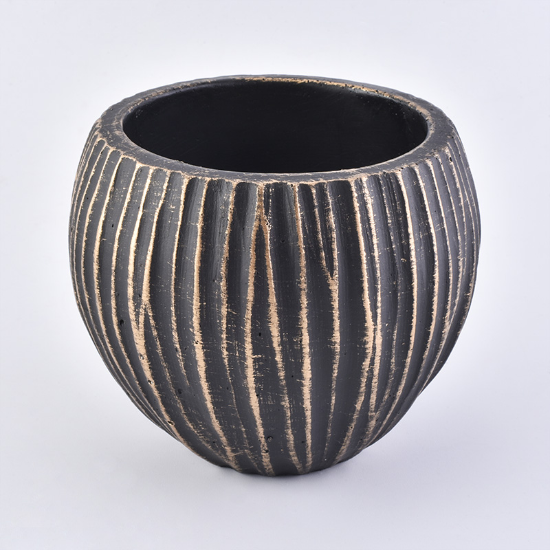 New vintage ceramic candle vase in September New vintage ceramic candle vase in September