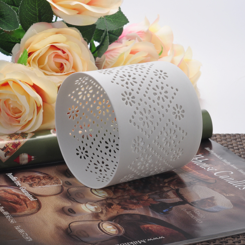 White hollow-out ceramic candle holder White hollow-out ceramic candle holder