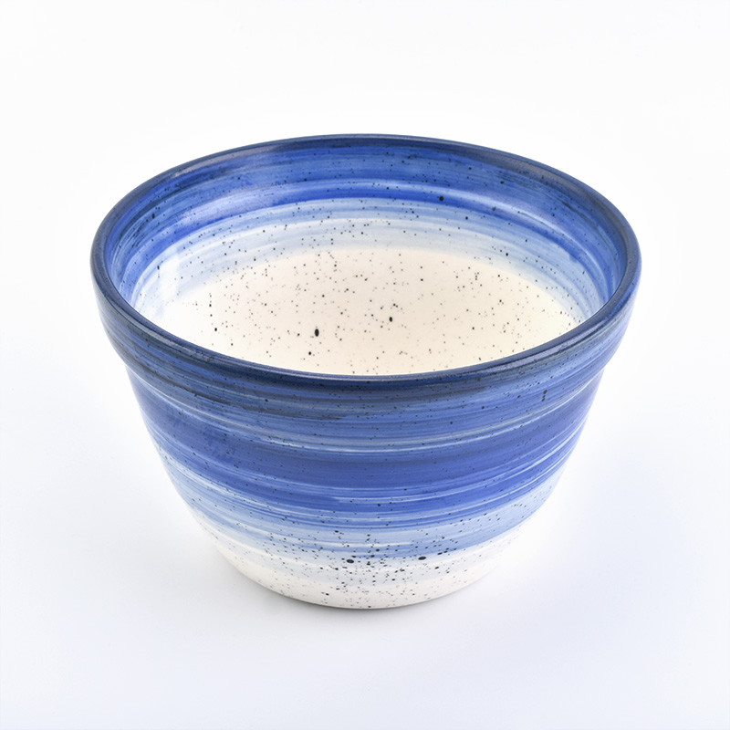 Large volume white and blue gradients ceramic candle bowl