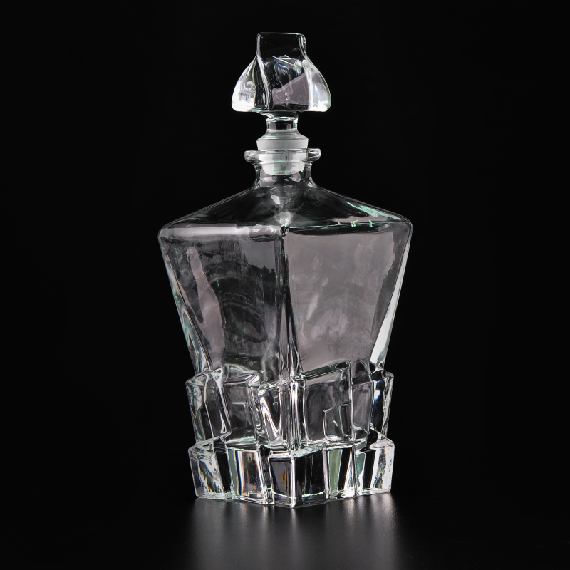 Wholesale Glass Whiskey Bottles Decanter Set