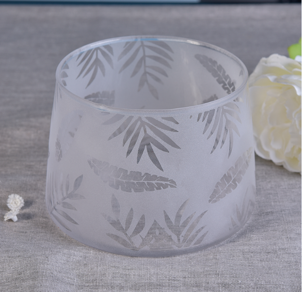 White frosted leaf pattern large capacity glass candle holder