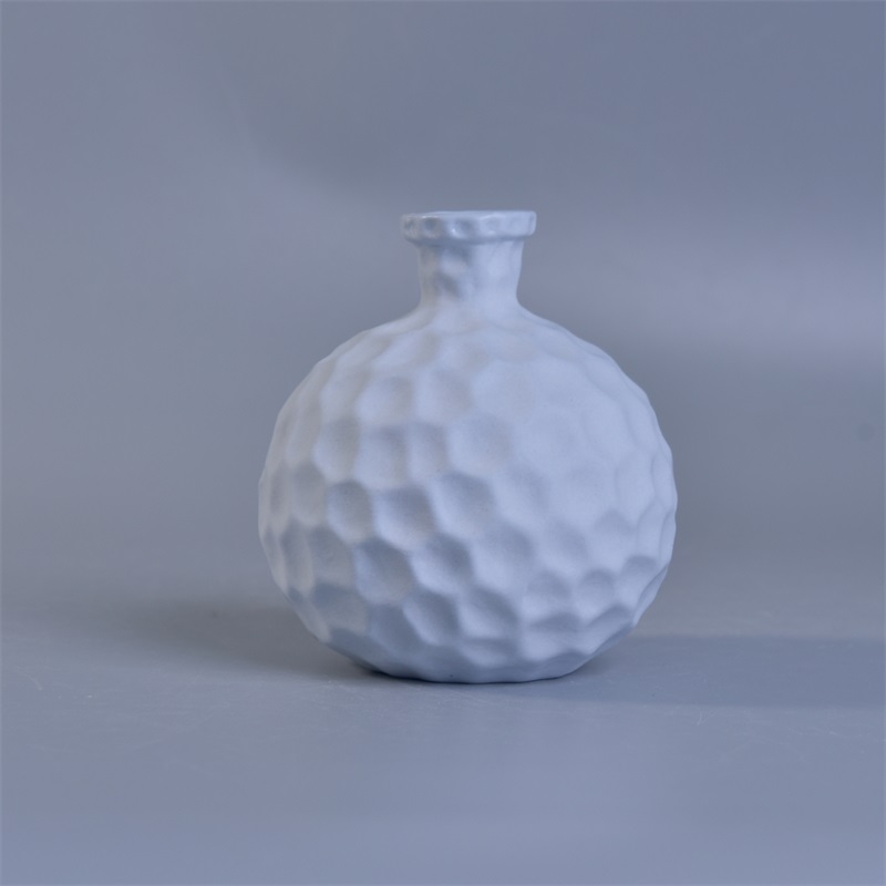 Matte blue ceramic diffuse bottle for aroma