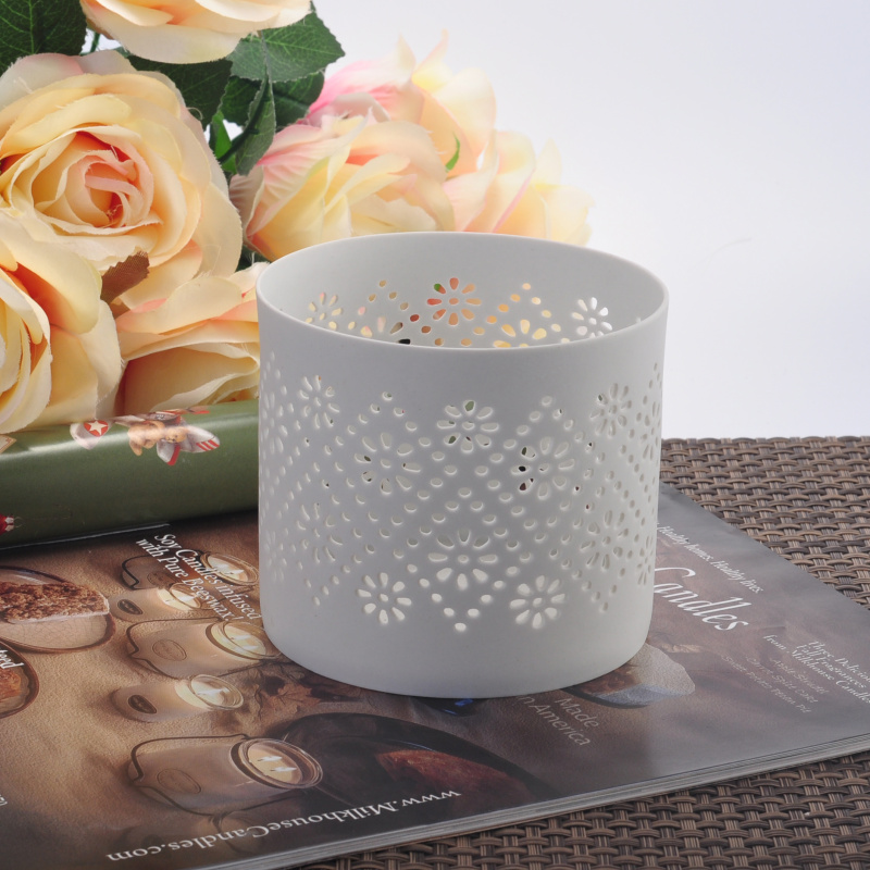 White hollow-out ceramic candle holder White hollow-out ceramic candle holder