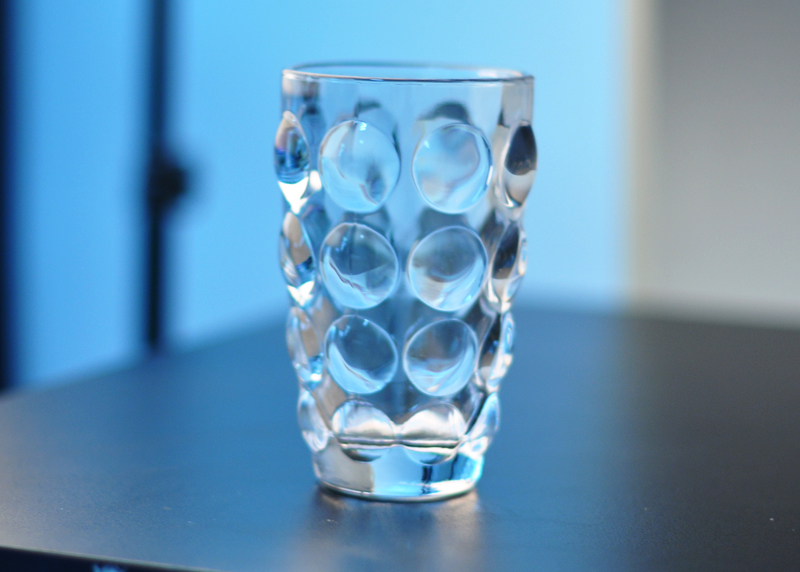 Crystal clear embossed V shape glass