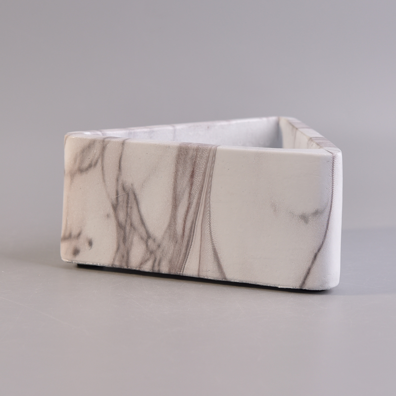 triangle white concrete candle holder with stripes printing
triangle white concrete candle holder with stripes printing
