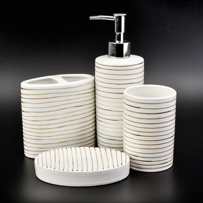ceramic bathroom set