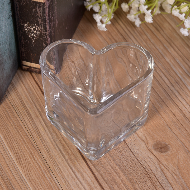 Heart-shaped large capacity glass candle jar Heart-shaped large capacity glass candle jar