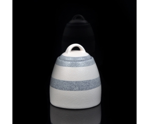 陶瓷蜡烛罐盖，白色和灰色交叉条纹简短烛台