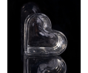 https://www.glasscandleholder.net/upfile/large/heart-shape-glass-candle-holder_3.jpg