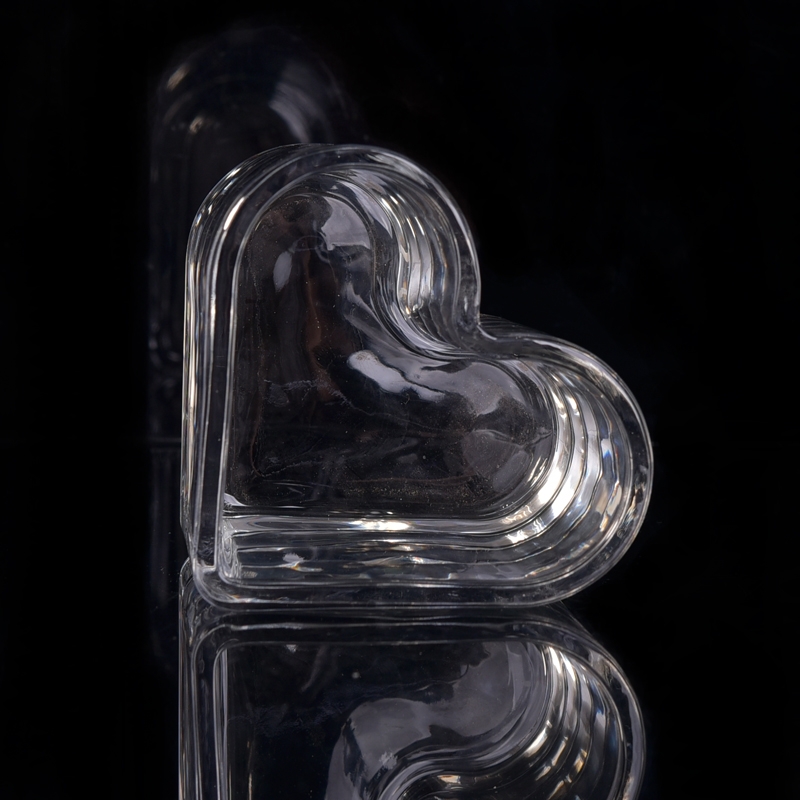 Heart-shaped large capacity glass candle jar